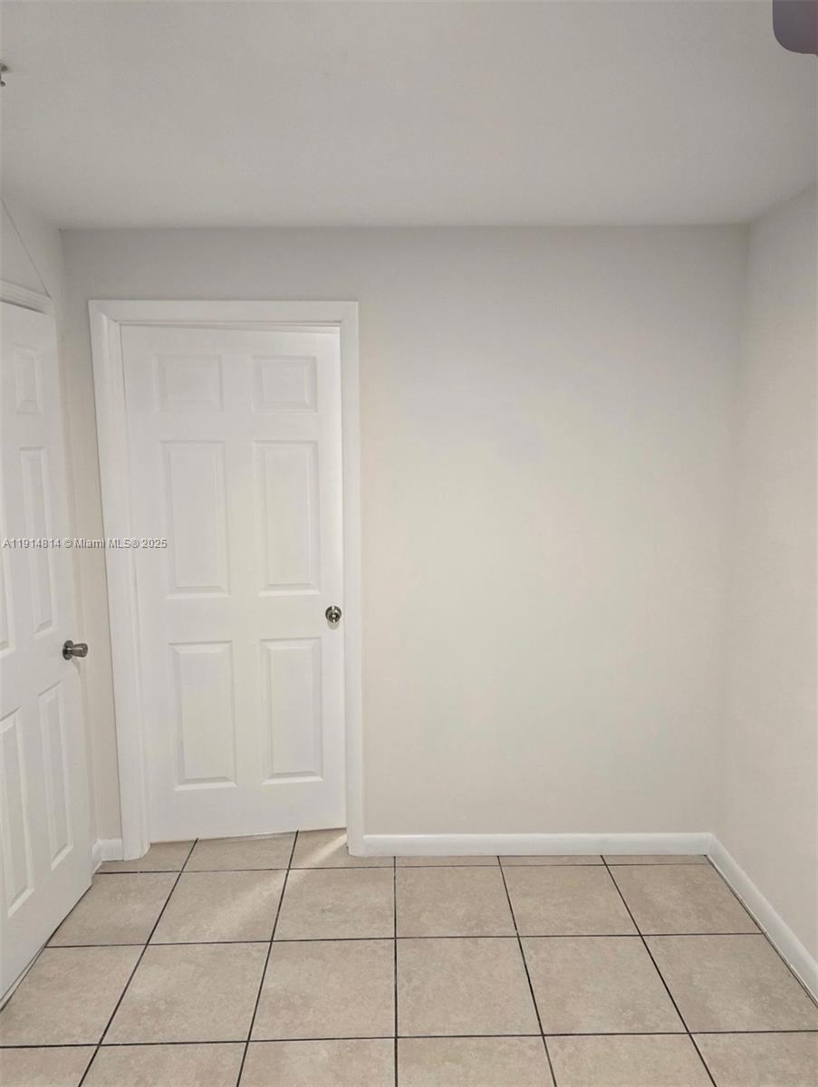 VERONA CONDO - Residential Lease