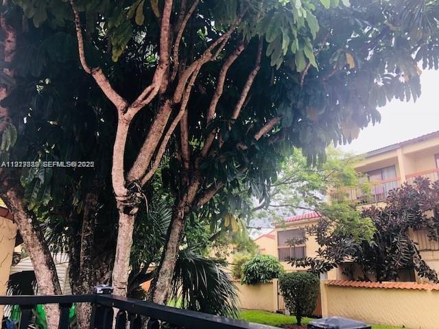 DEL RIO VILLAGE - Residential Lease