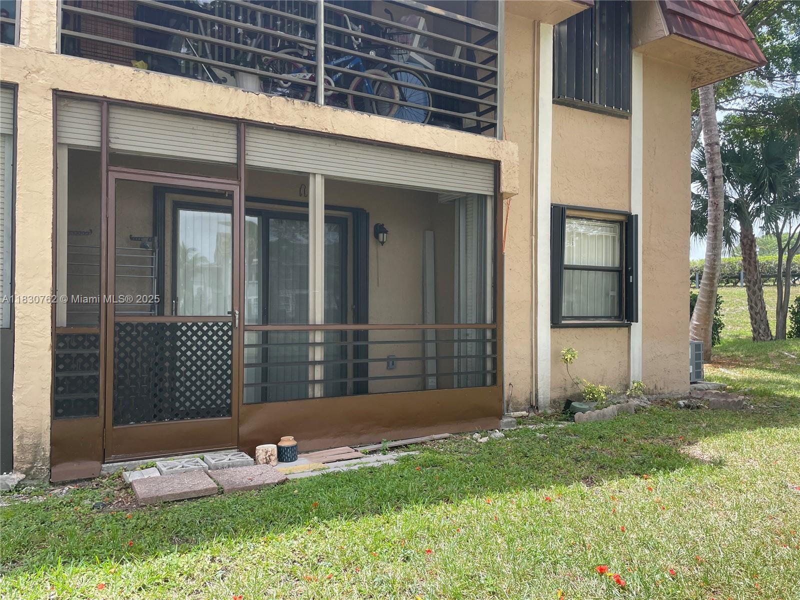 HERON AT THE HAMMOCKS CON - Residential