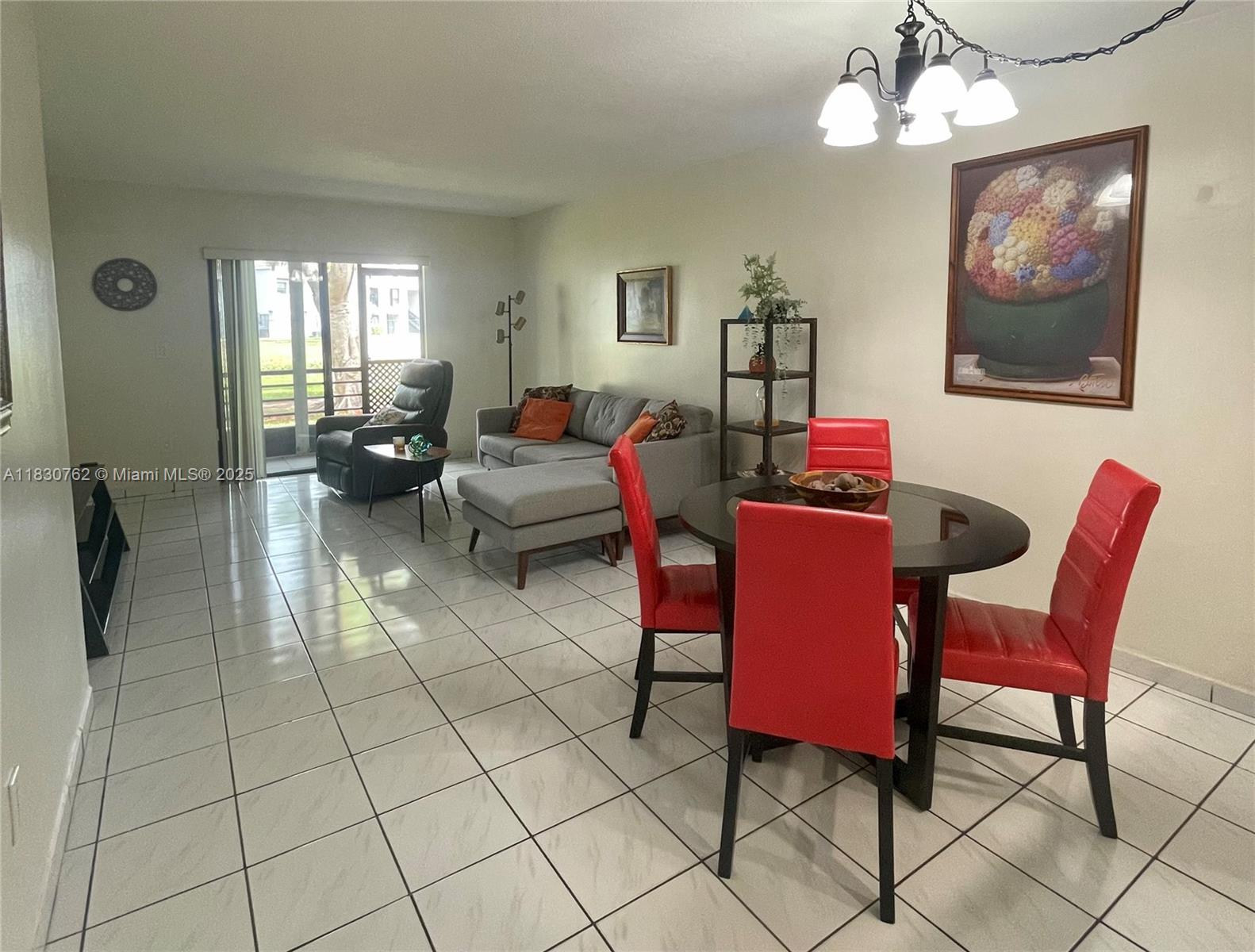 HERON AT THE HAMMOCKS CON - Residential