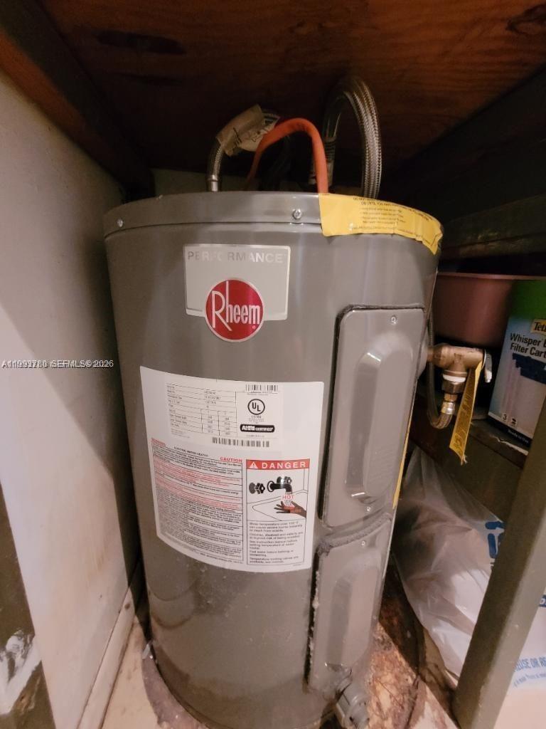 CRESCENT MANOR CONDO INC - Residential