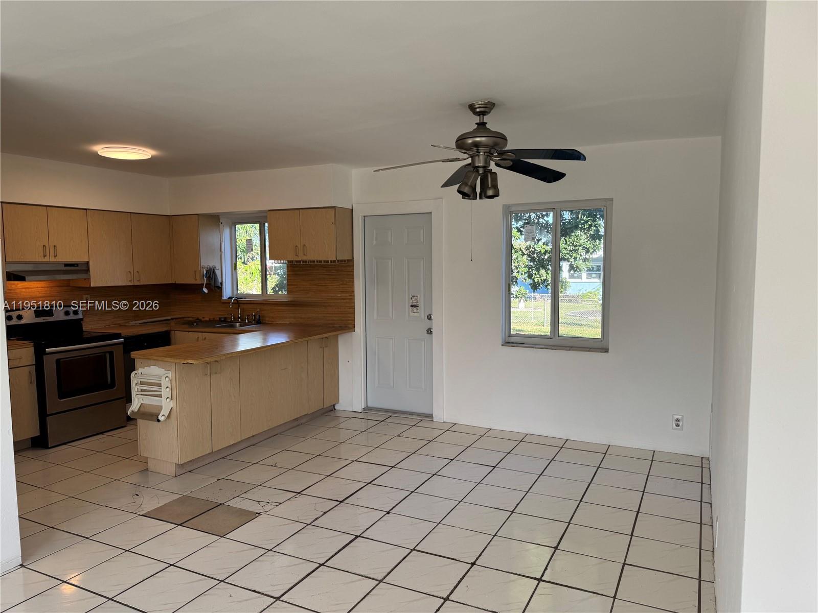 GREENVILLE MANOR - Residential