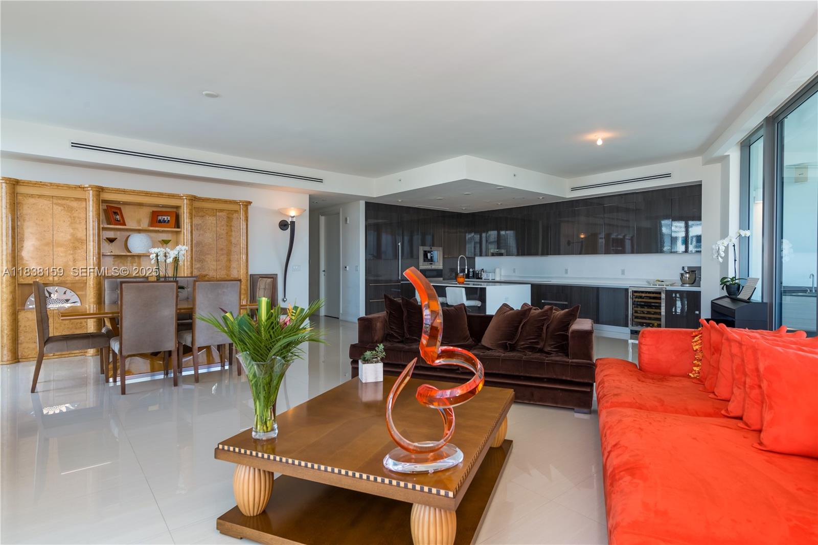 ECHO CONDO - Residential