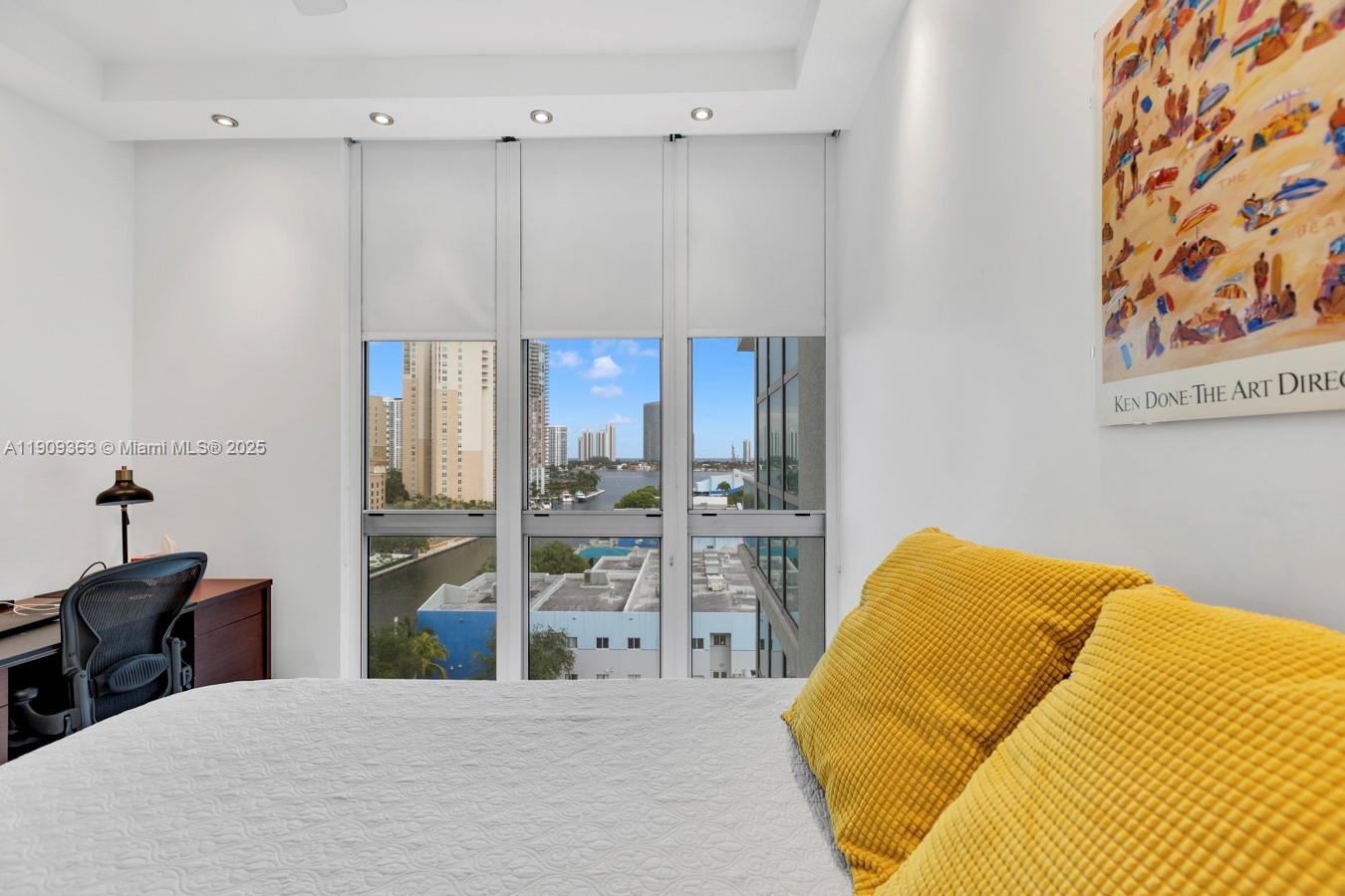 THE ATRIUM AT AVENTURA - Residential