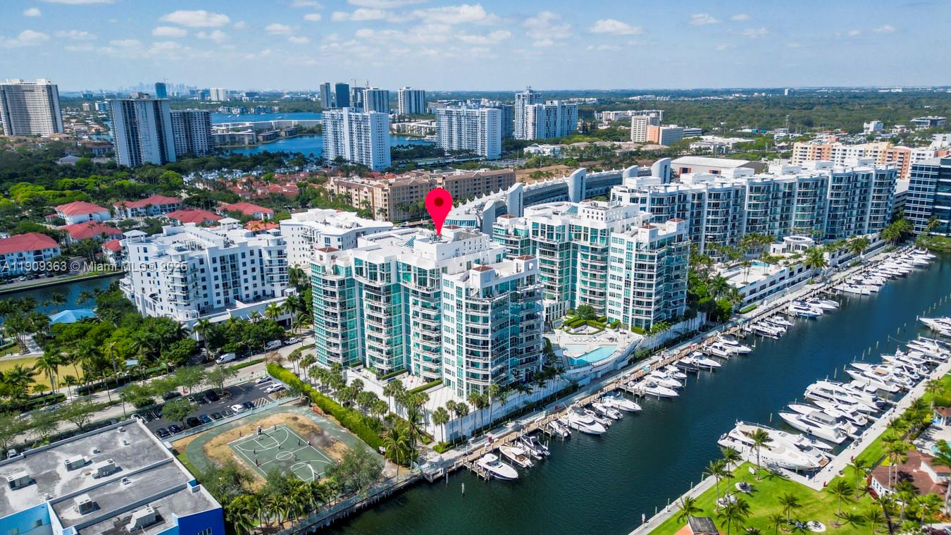 THE ATRIUM AT AVENTURA - Residential
