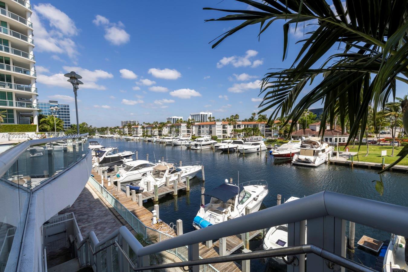 THE ATRIUM AT AVENTURA - Residential