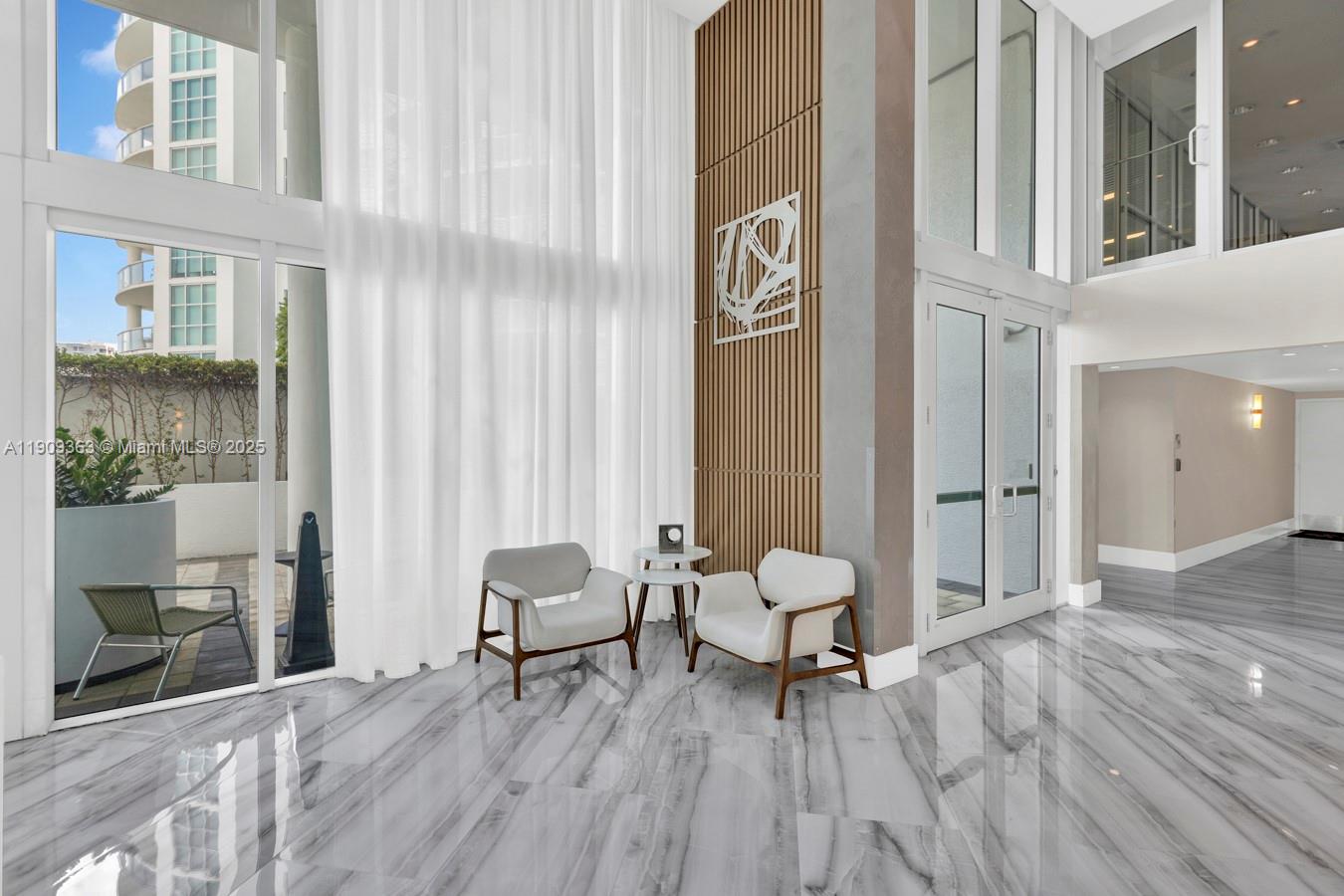 THE ATRIUM AT AVENTURA - Residential