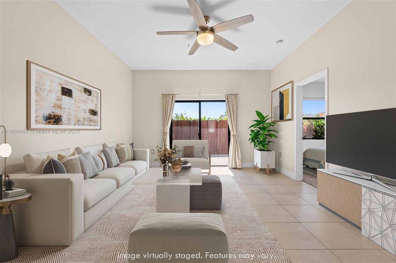 Property for Sale at 7825 Nw 104th Ave 4, Doral, Miami-Dade County, Florida - Bedrooms: 3 
Bathrooms: 2  - $499,000