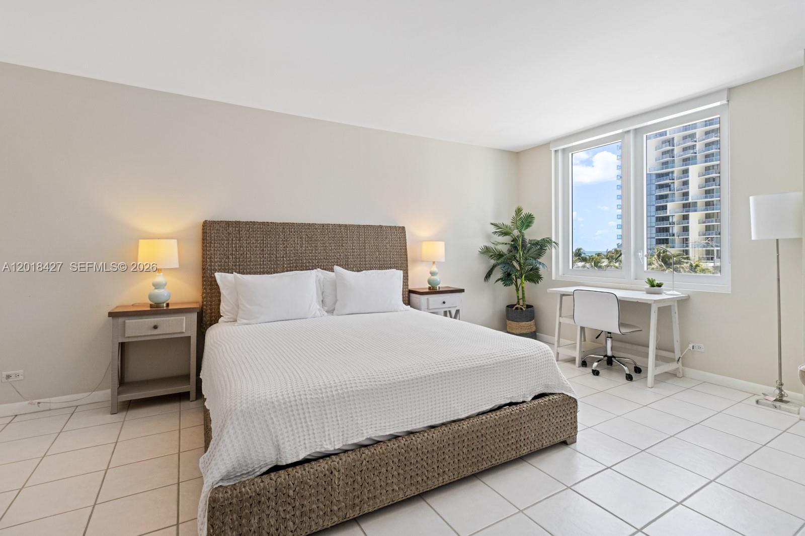 RONEY PALACE CONDO - Residential