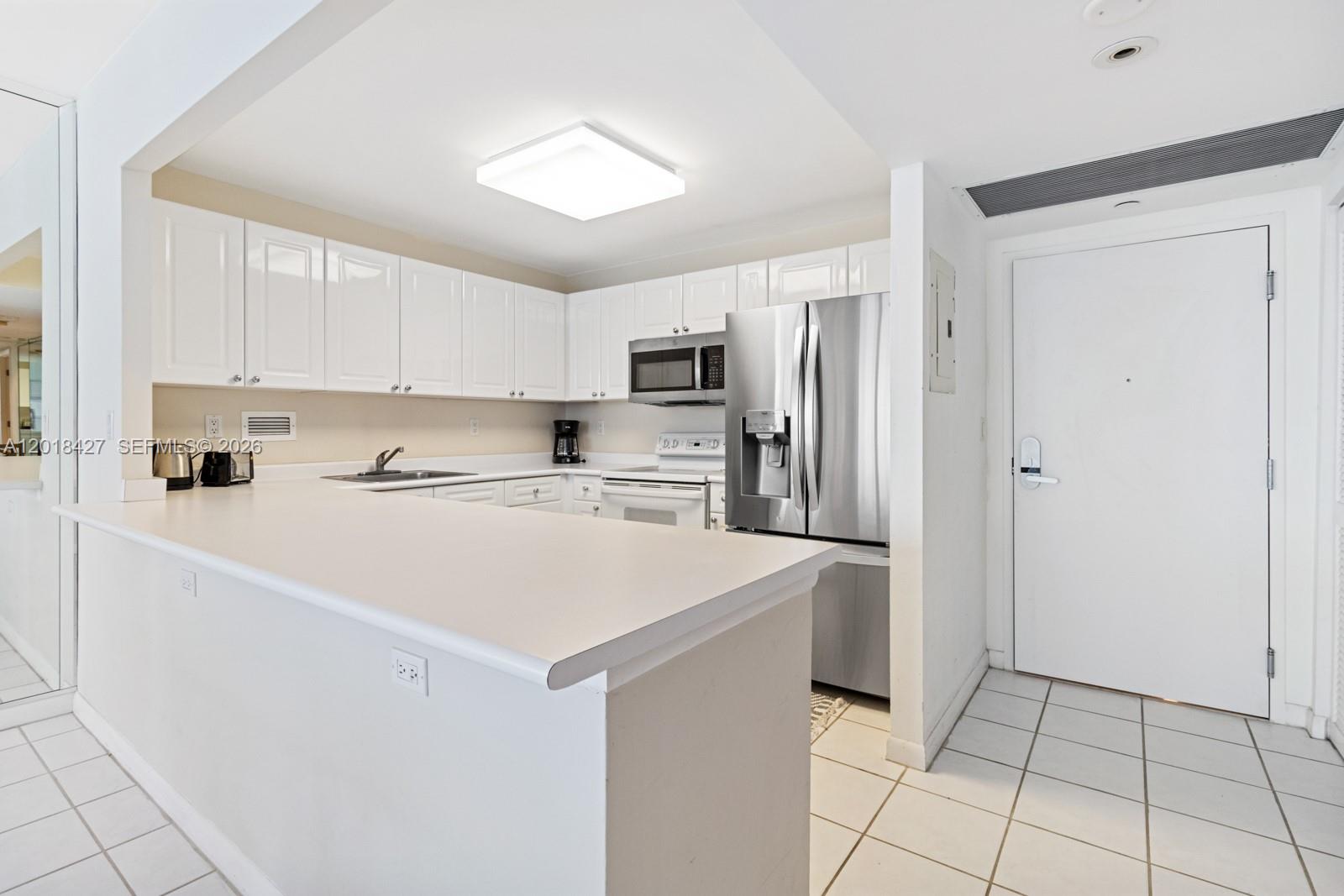 RONEY PALACE CONDO - Residential