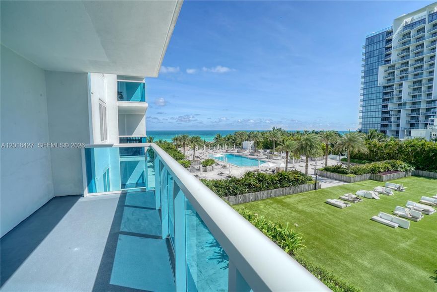 Gorgeous Ocean Views from this true 1-bedroom, 1-bath 880 sq ft + Large Balcony Facing South overlooking the beach. This beautiful condo is located in the Roney Palace, which is the South Wing of the 1 Hotel / Roney Palace 1 Hotel Complex. You have the flexibility to lease this condo for a minimum of 30 days, up to 12 times per year. Located between the 1 Hotel and the W South Beach, just a few blocks from Lincoln Road and in the center of all the action. Enjoy three oceanfront swimming pools with complimentary poolside services and direct beach access. Maintain your wellness routine at the oceanfront Anatomy gym and savor exquisite cuisine at eight upscale dining establishments. Seize the opportunity to make this exclusive property your very own in South Beach.
Tenant on a month to month basis. 24 hour notice for showings.