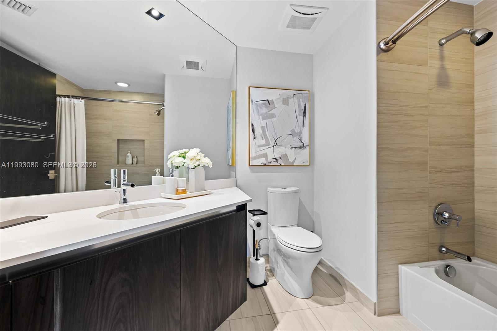 RIVA CONDOMINIUM - Residential