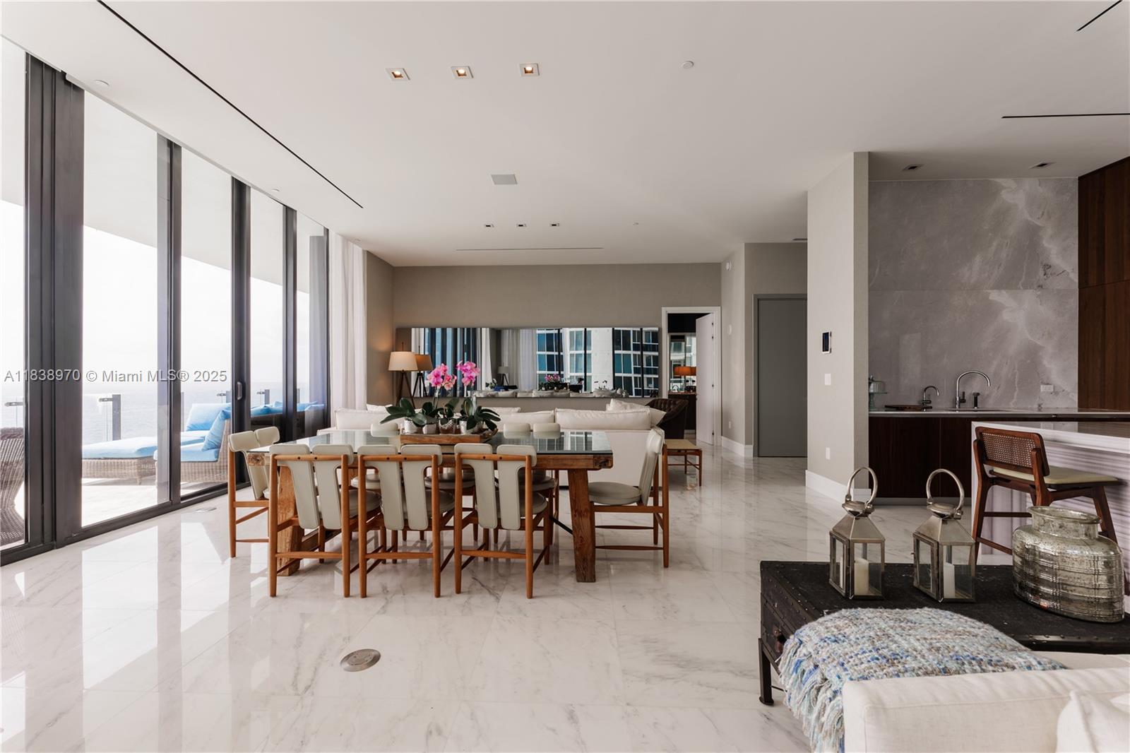 MUSE CONDO - Residential Lease