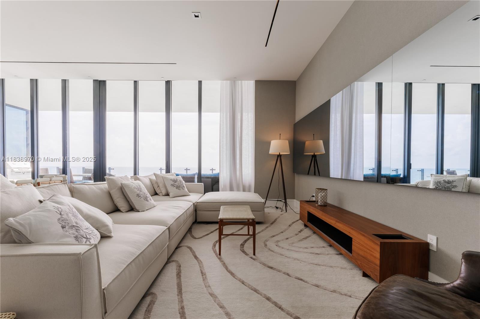 MUSE CONDO - Residential Lease
