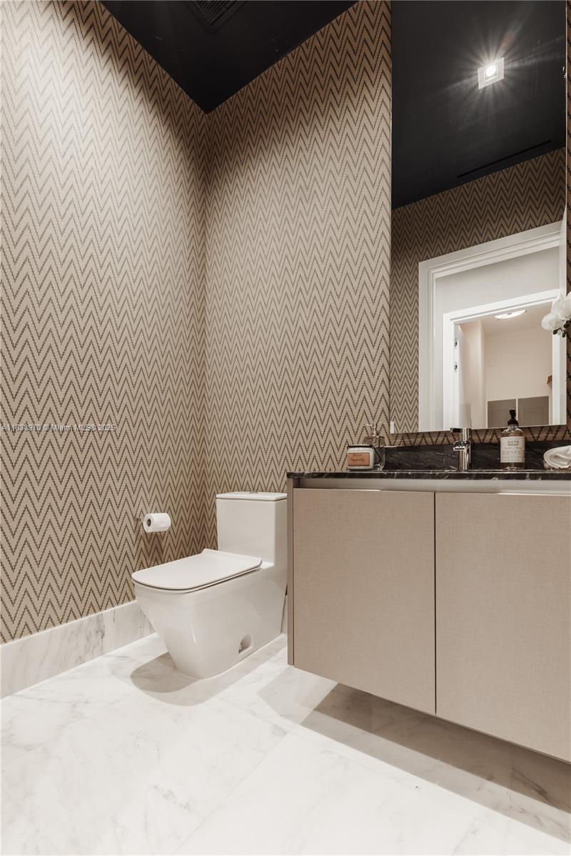 MUSE CONDO - Residential Lease