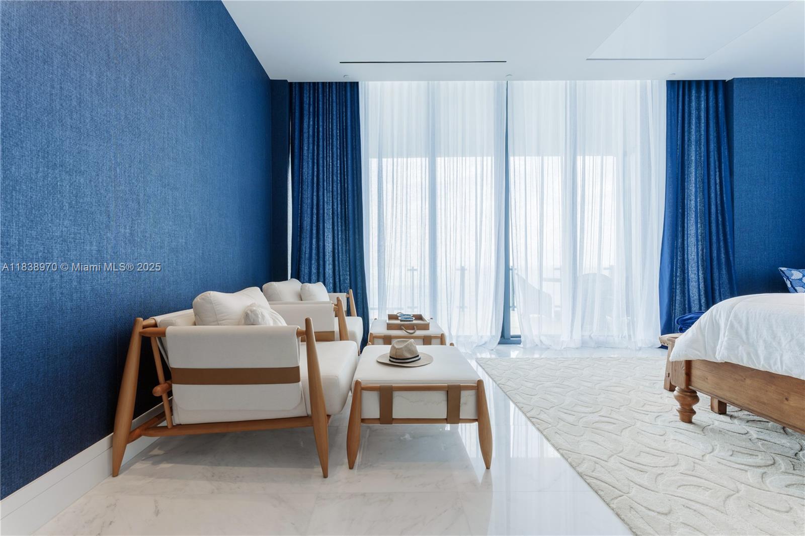 MUSE CONDO - Residential Lease