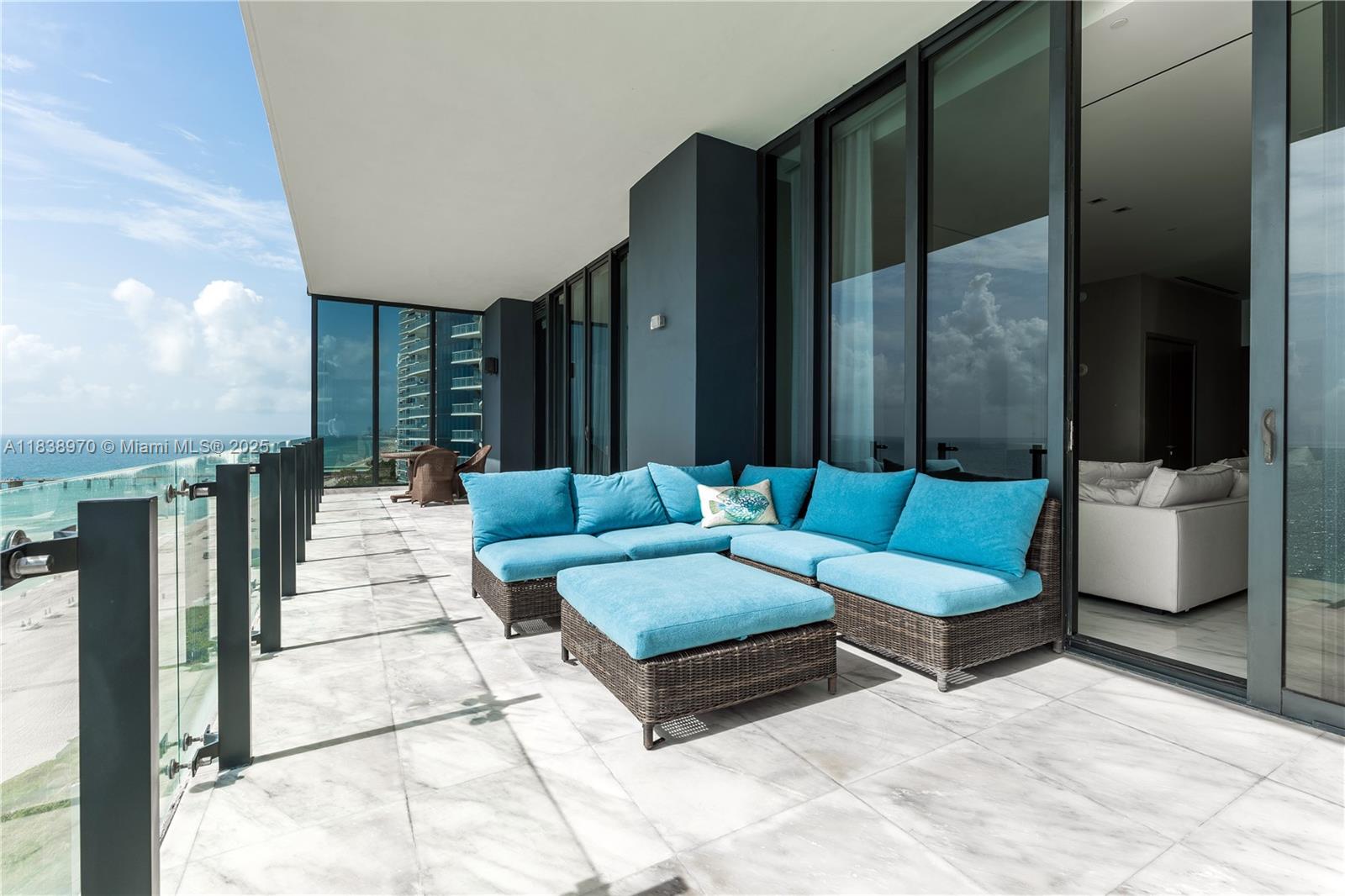 MUSE CONDO - Residential Lease