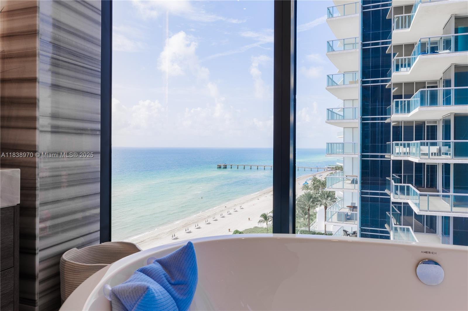 MUSE CONDO - Residential Lease