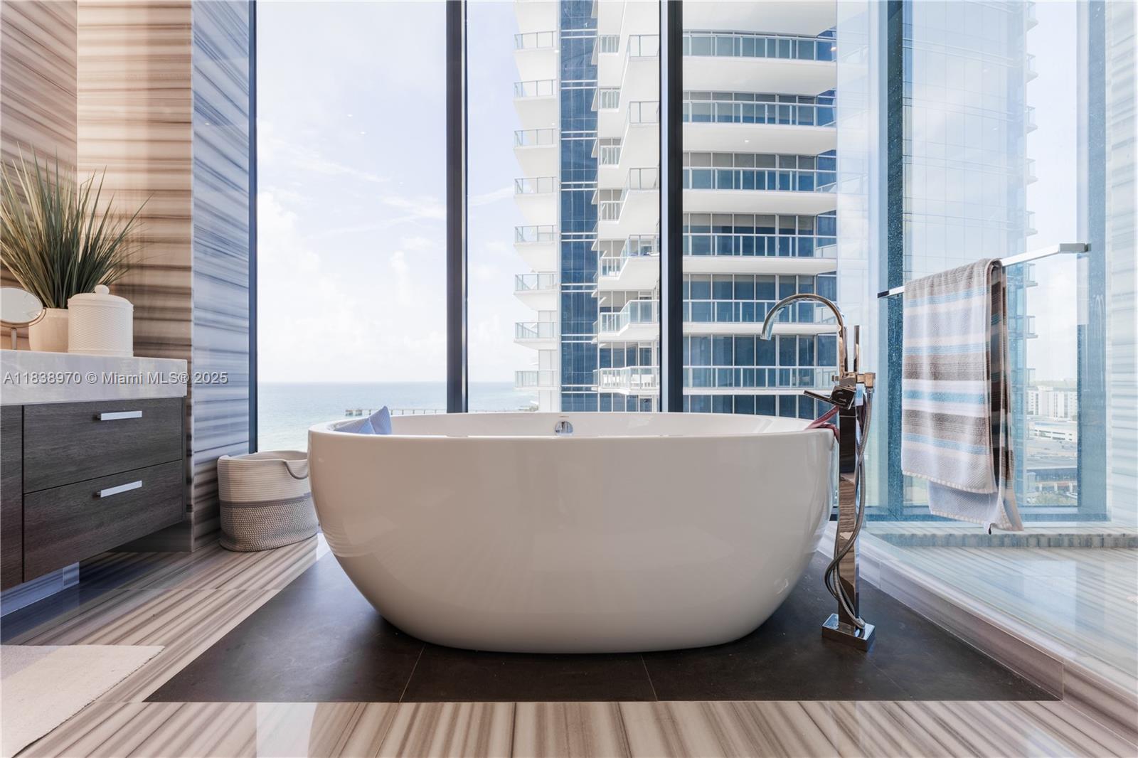 MUSE CONDO - Residential Lease