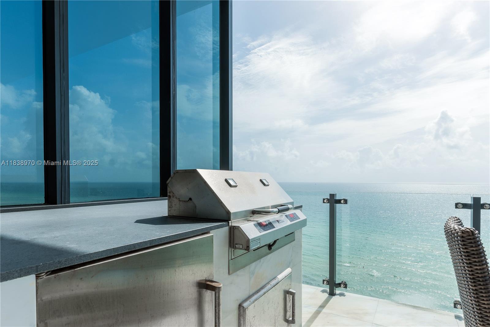 MUSE CONDO - Residential Lease