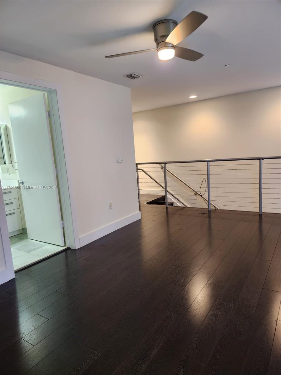 1060 Brickell Ave 1001