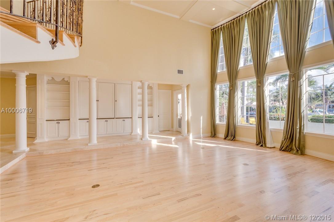 Golden Beach - Residential