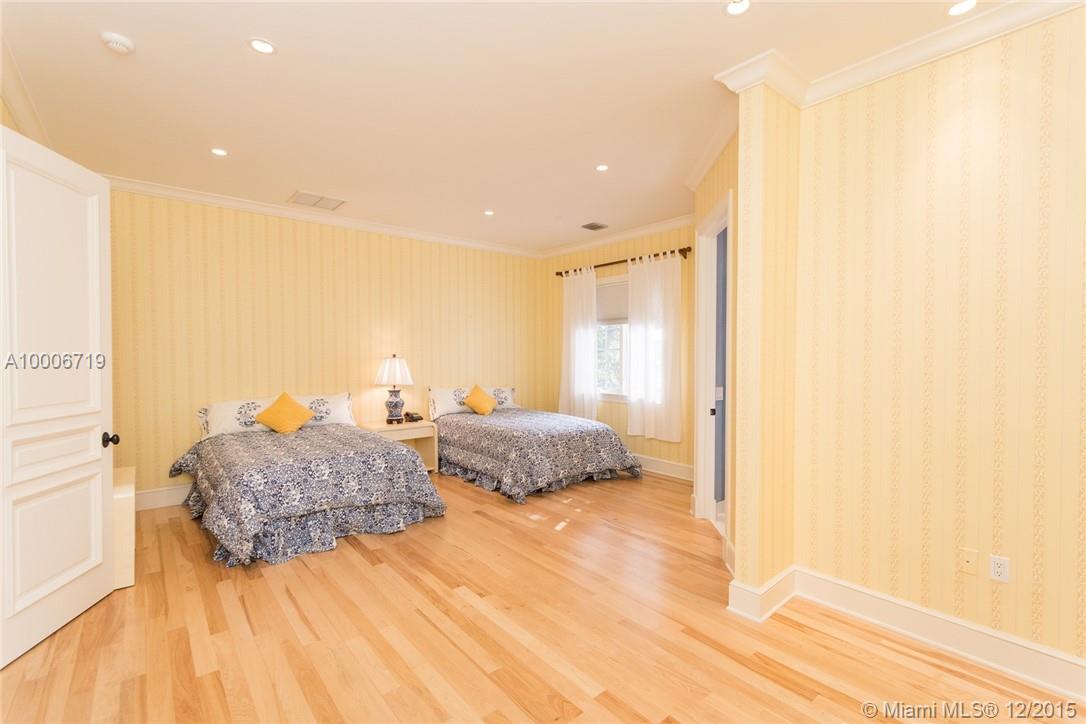 Golden Beach - Residential