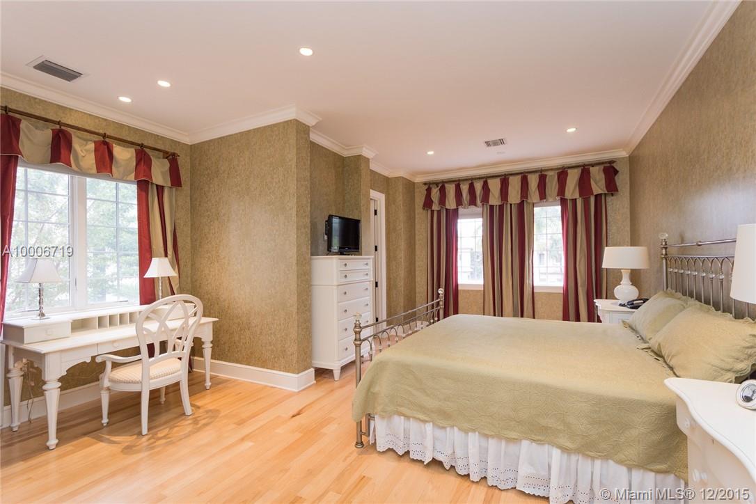 Golden Beach - Residential