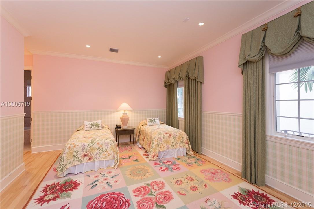 Golden Beach - Residential