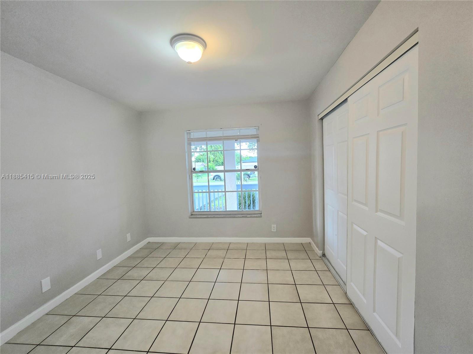 CENTRAL COMML HOMESTEAD - Residential Lease