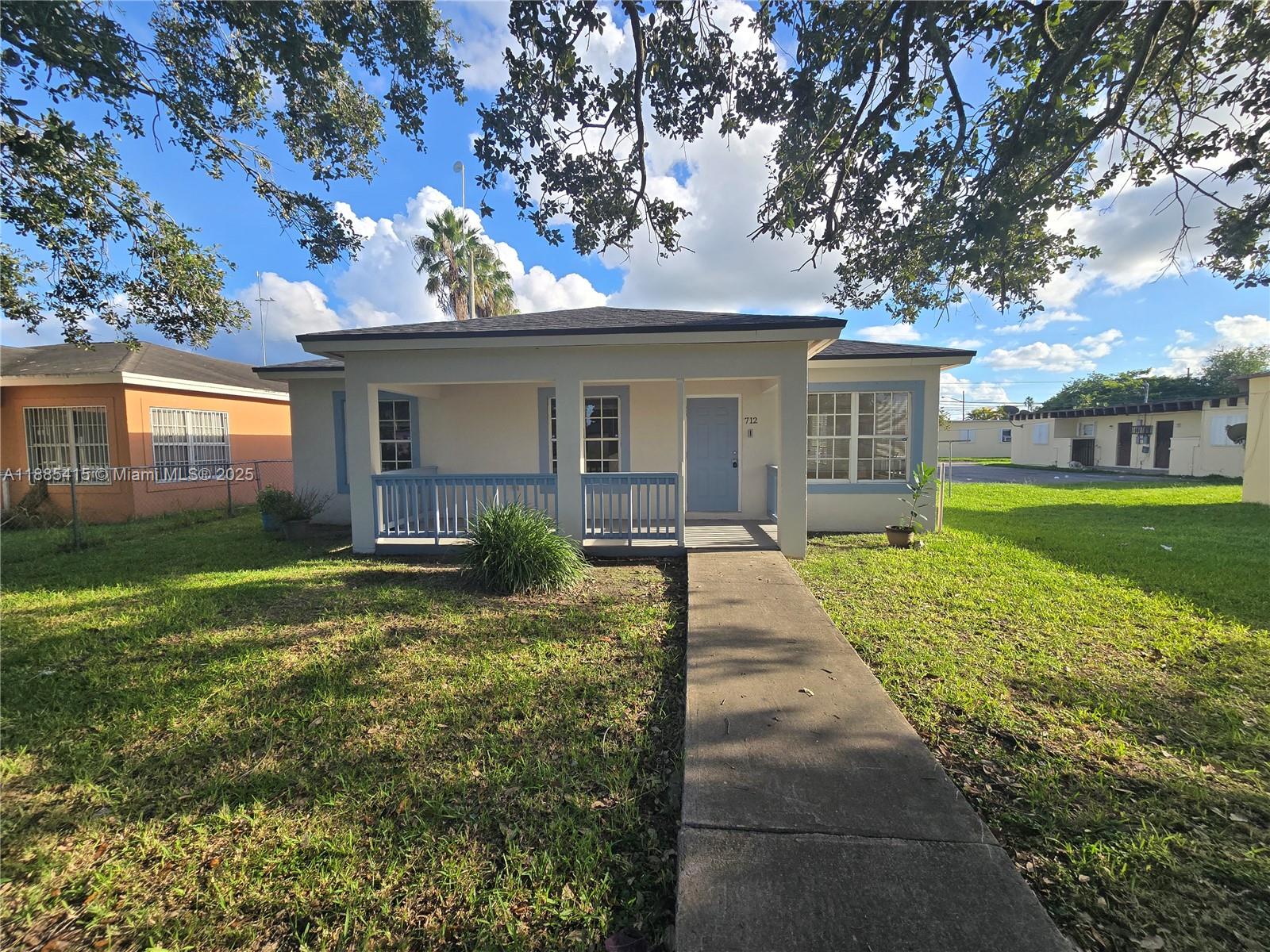 CENTRAL COMML HOMESTEAD - Residential Lease