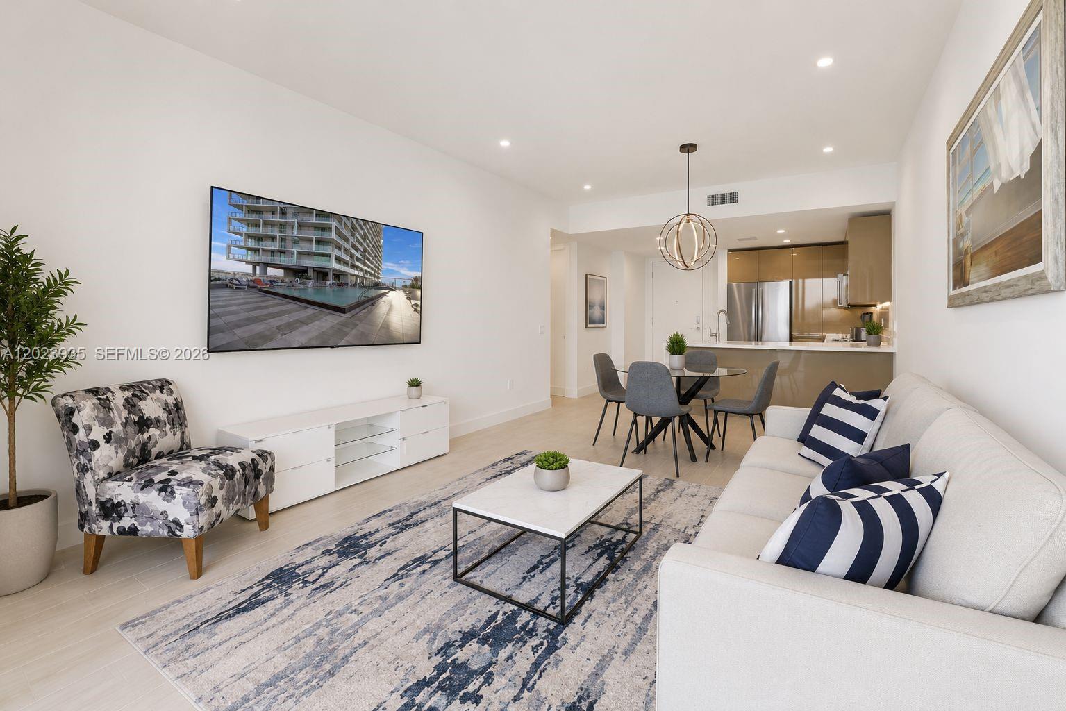 METROPICA NORTH TOWER ONE - Residential Lease