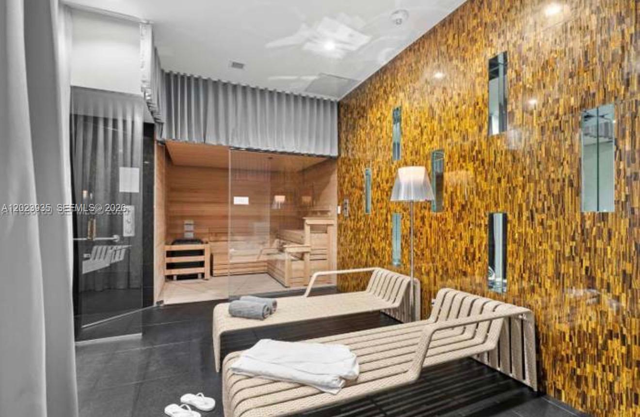 METROPICA NORTH TOWER ONE - Residential Lease