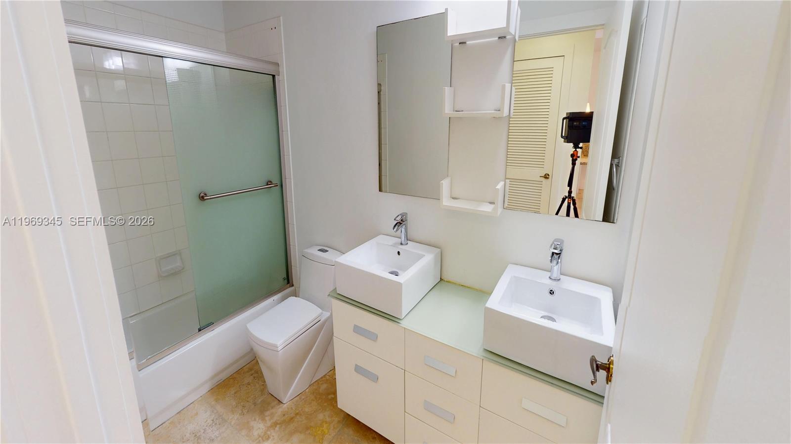 CAPTIVA CONDO A - Residential Lease