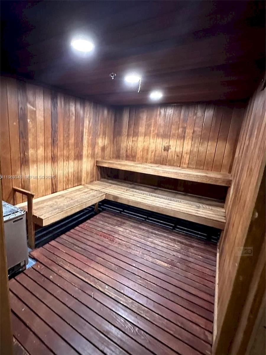 CAPTIVA CONDO A - Residential Lease