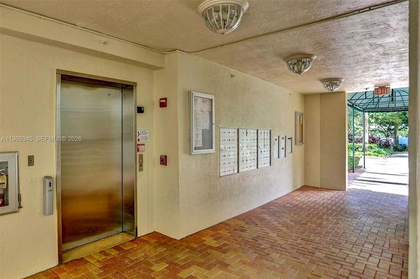 CAPTIVA CONDO A - Residential Lease