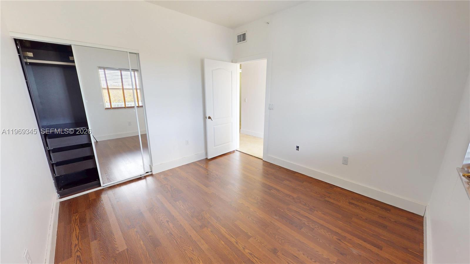 CAPTIVA CONDO A - Residential Lease