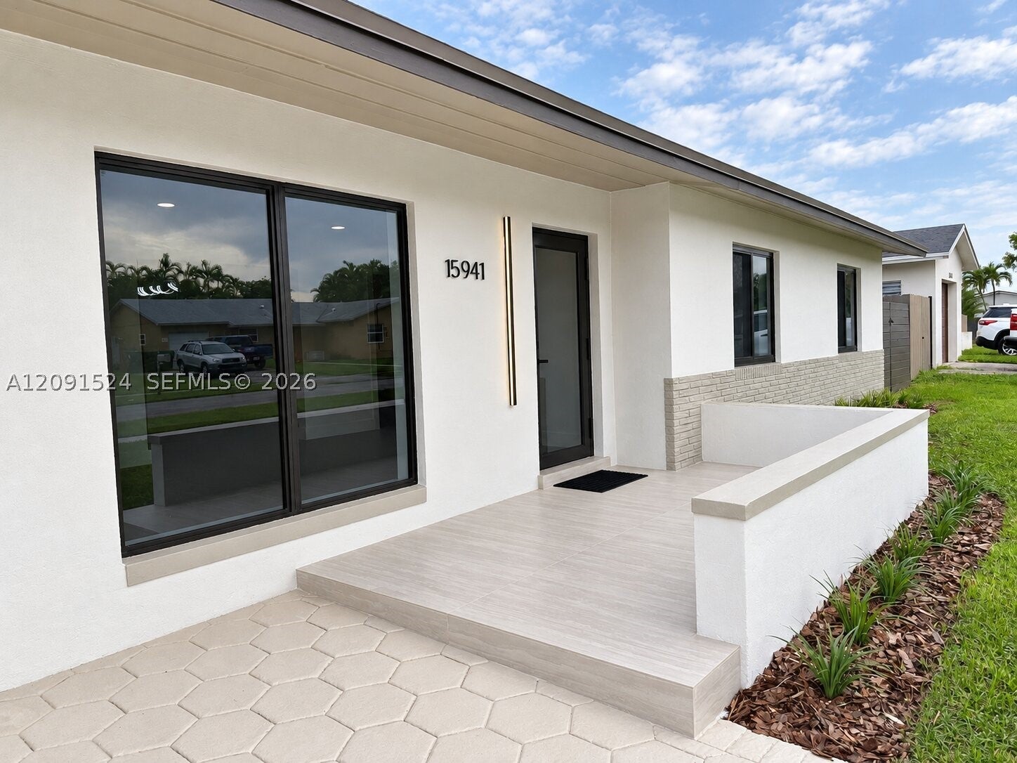 15941 SW 104th Ct