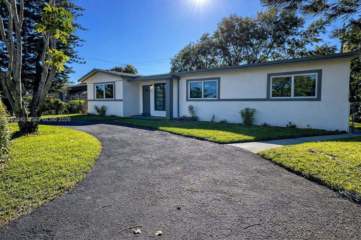 HIGHLAND MANOR SEC 3 - Residential