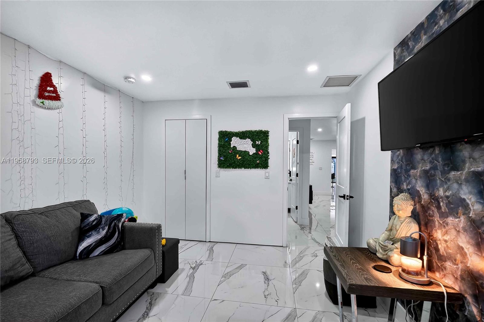 LAKE ORLEANS WEST 1ST ADD - Residential