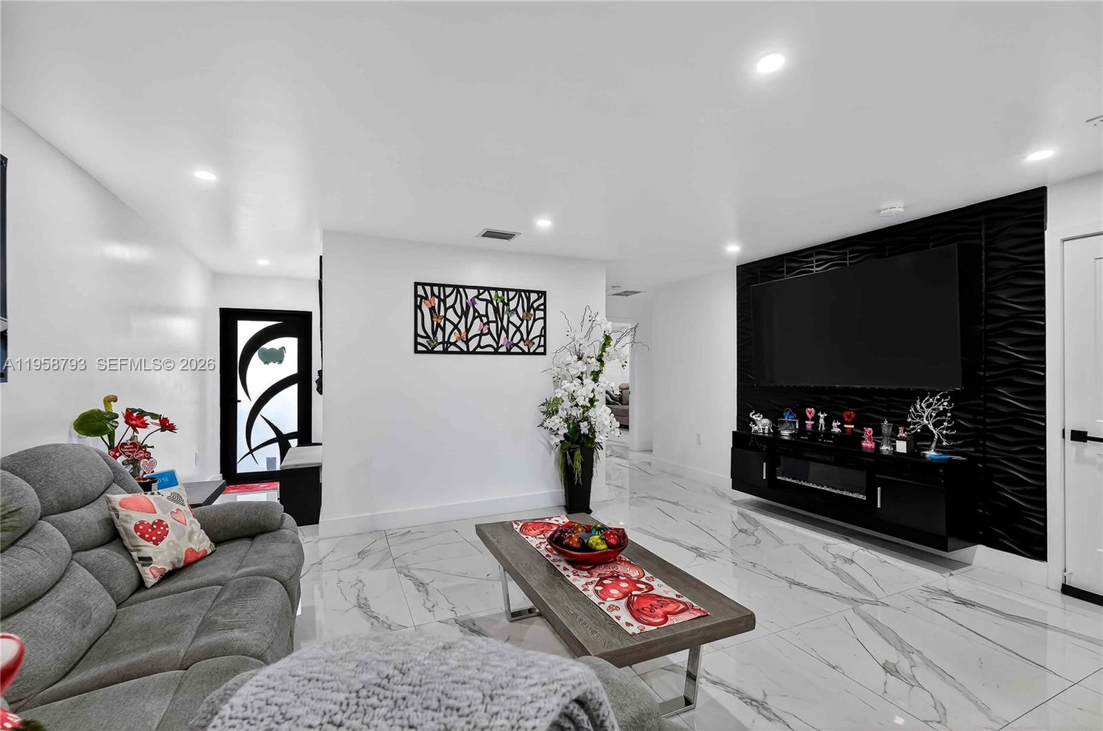 LAKE ORLEANS WEST 1ST ADD - Residential