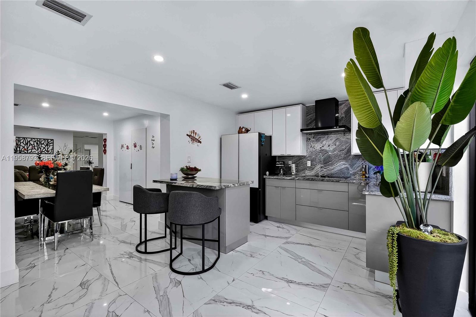 LAKE ORLEANS WEST 1ST ADD - Residential