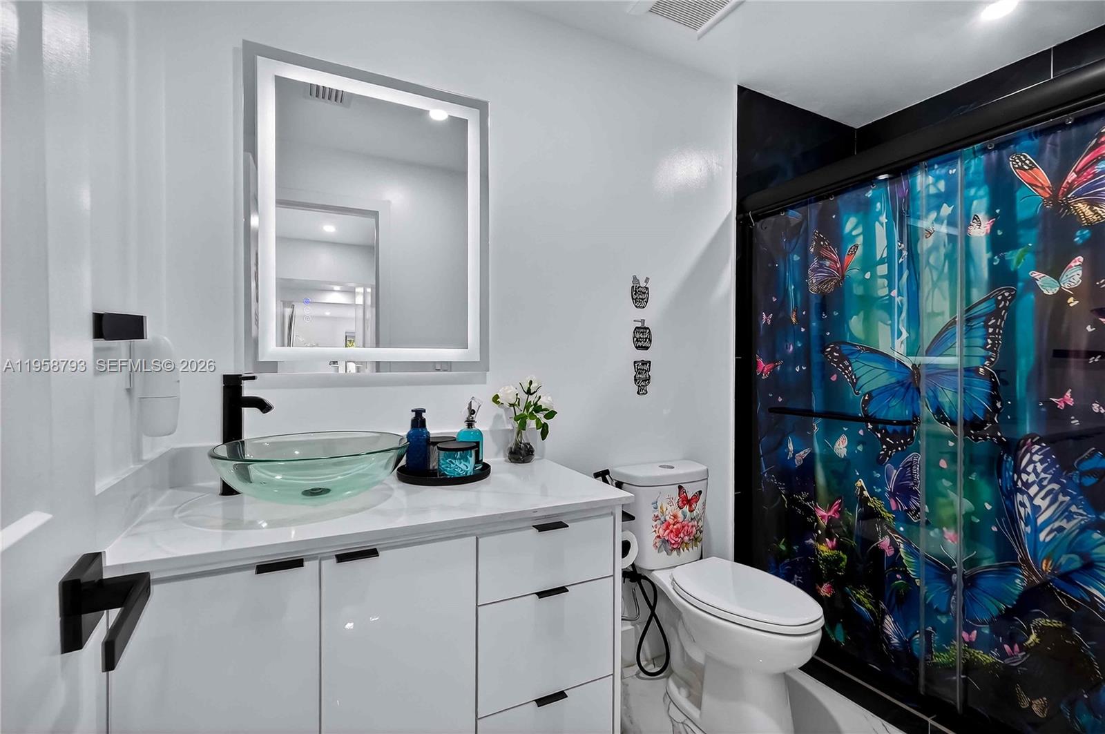 LAKE ORLEANS WEST 1ST ADD - Residential