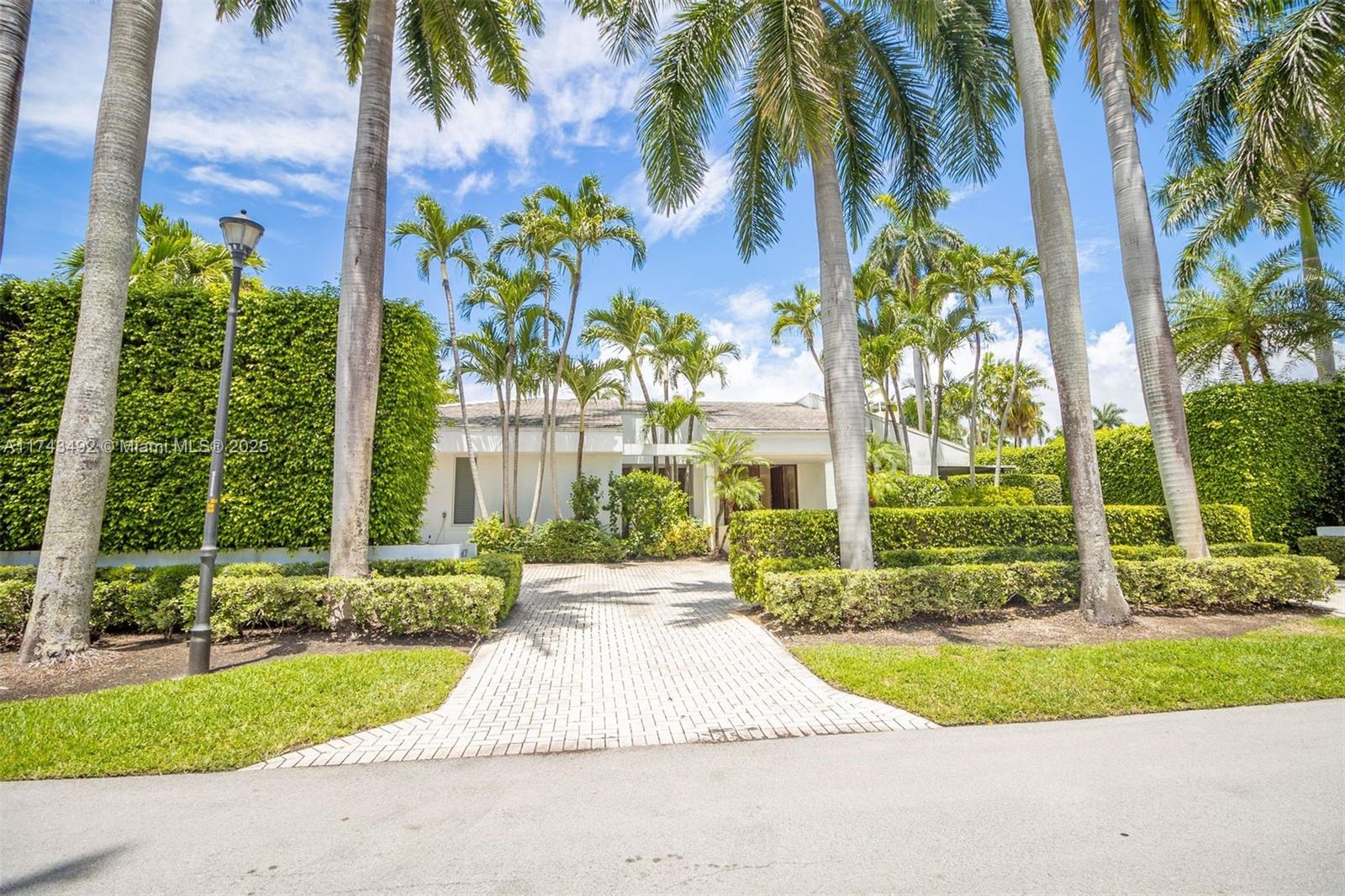 SUB OF LAGORCE ISLAND - Residential