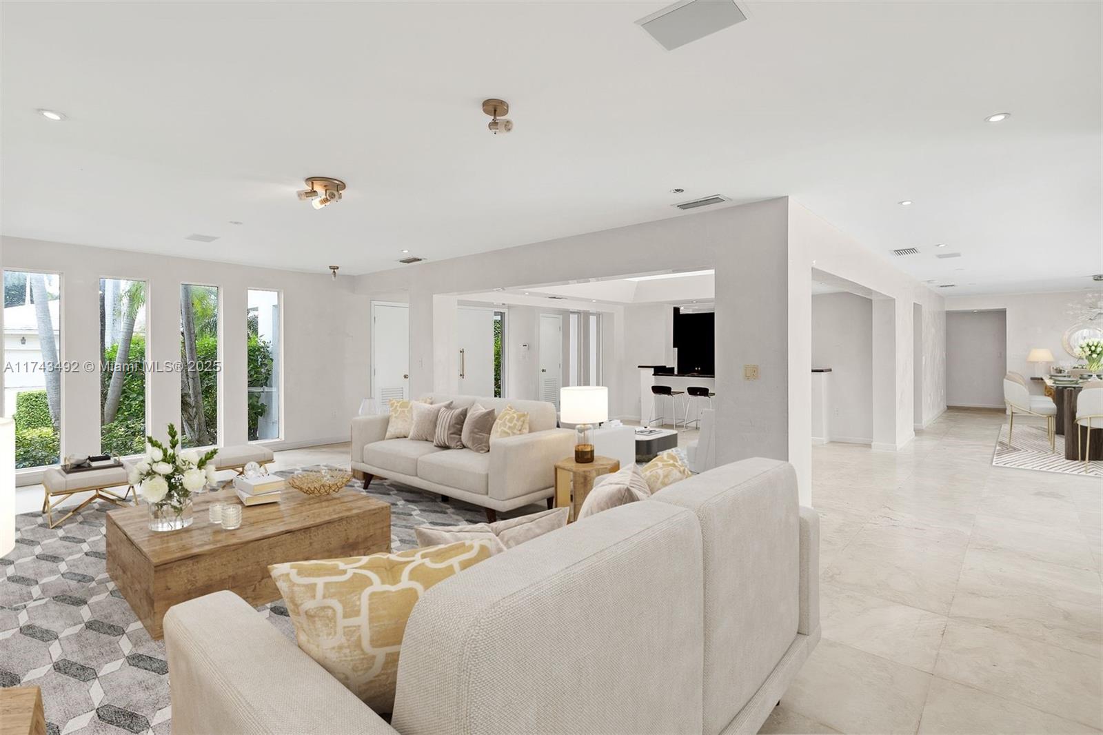 SUB OF LAGORCE ISLAND - Residential