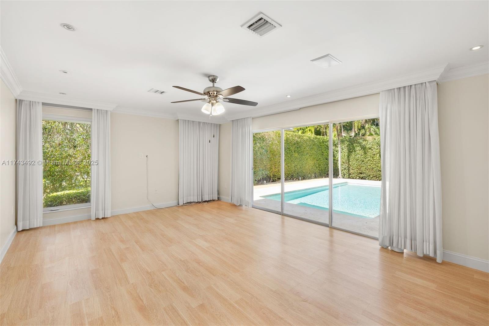 SUB OF LAGORCE ISLAND - Residential