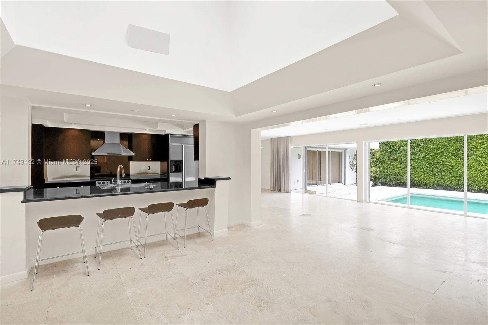 SUB OF LAGORCE ISLAND - Residential