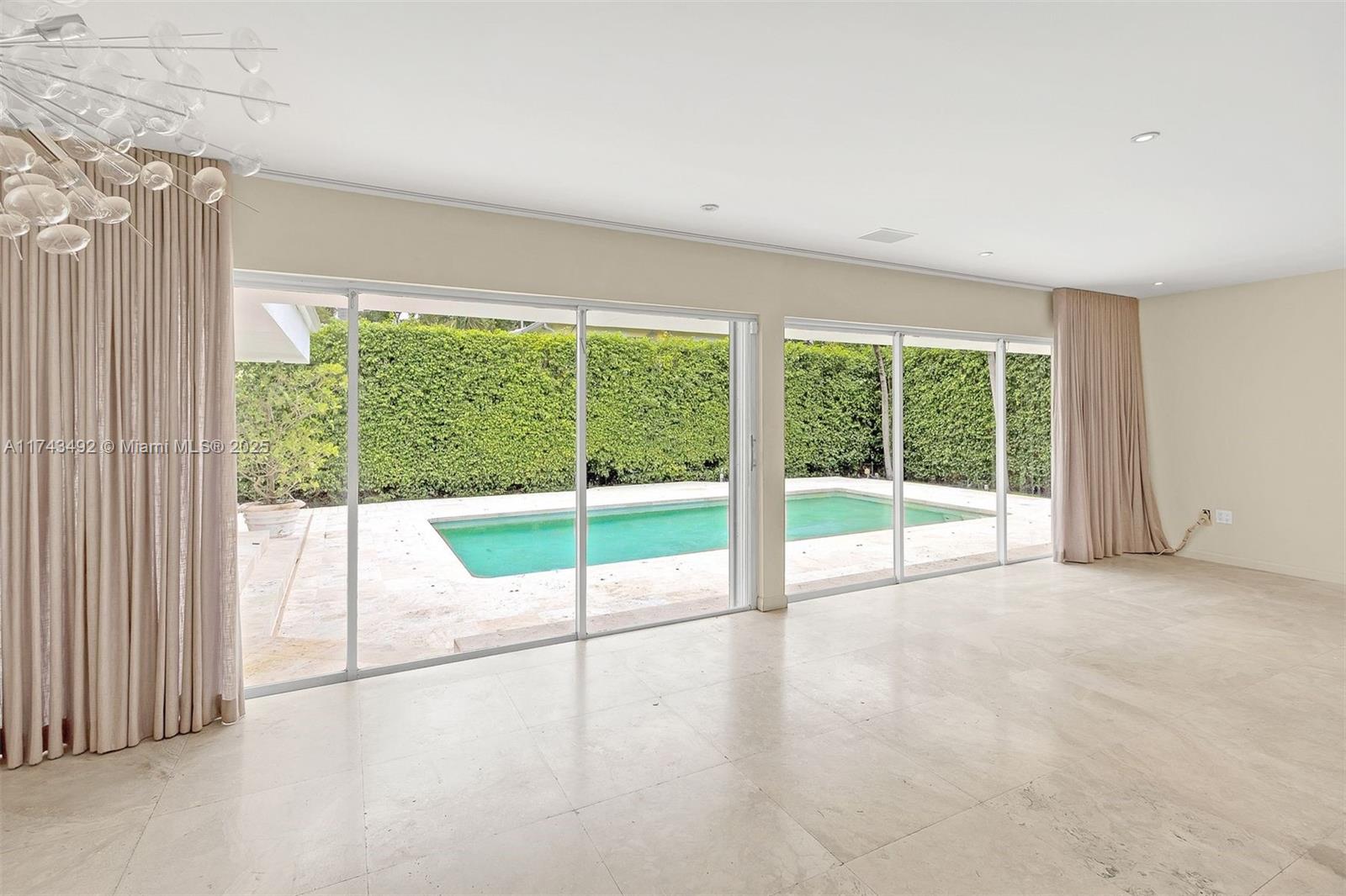 SUB OF LAGORCE ISLAND - Residential