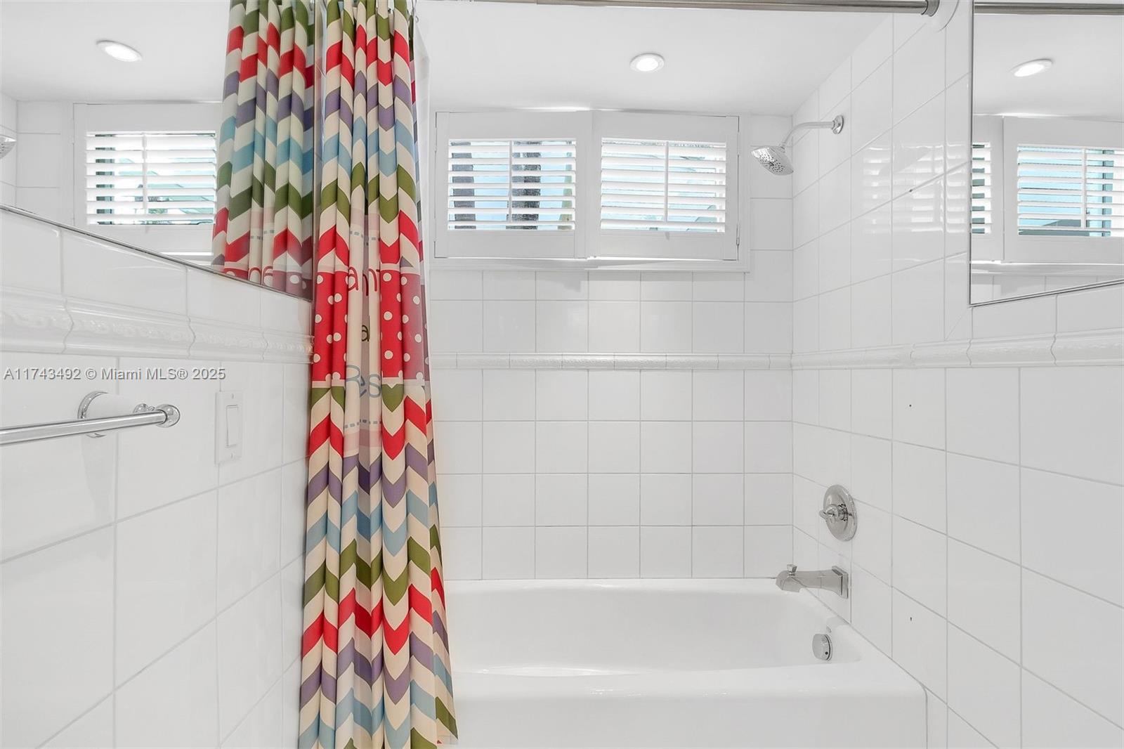 SUB OF LAGORCE ISLAND - Residential