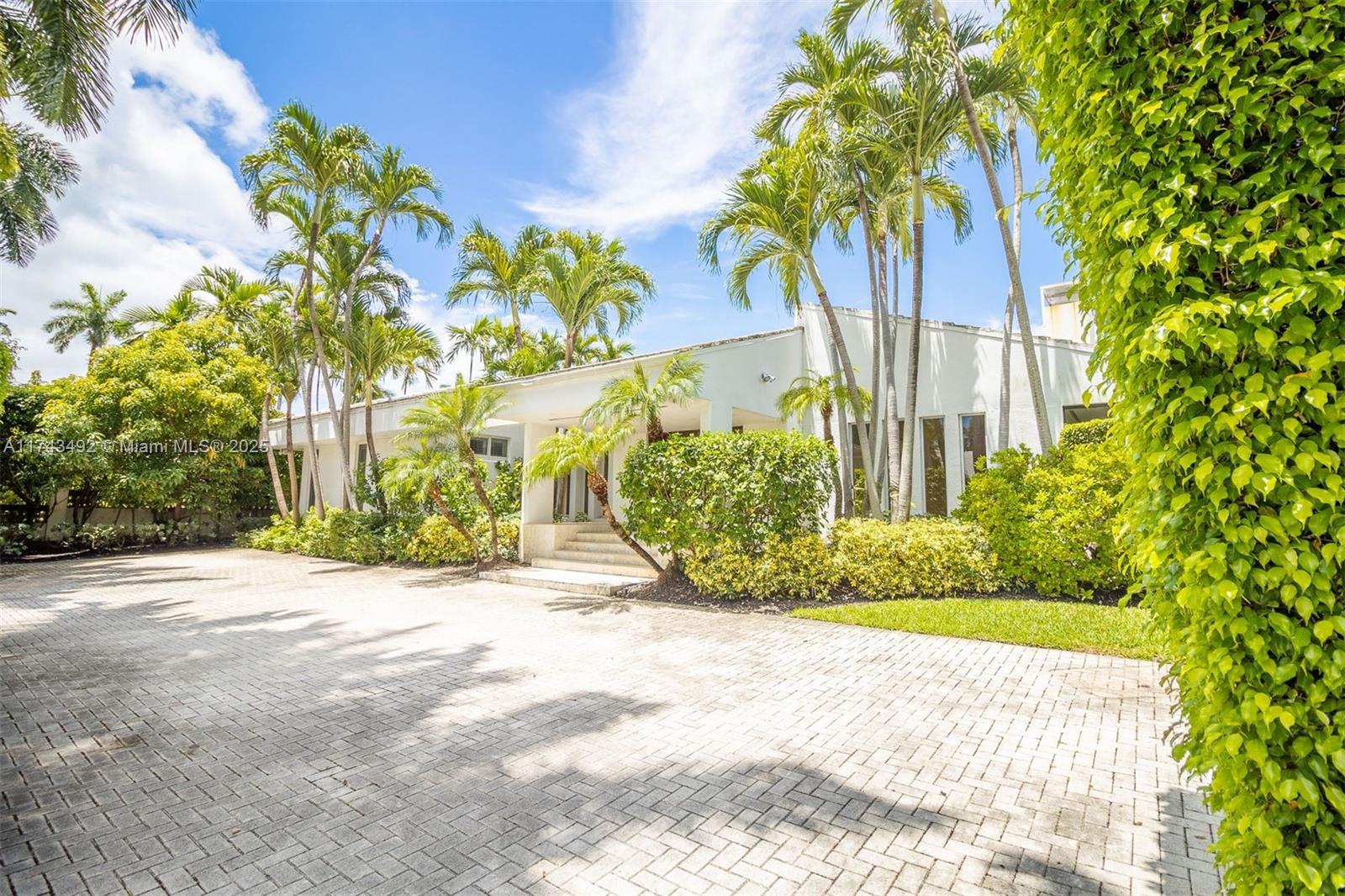 SUB OF LAGORCE ISLAND - Residential